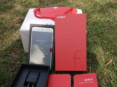 360手机f4的特点与性能分析（一款超值的手机选择，你不能错过！）
