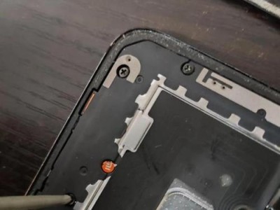 小米手机如何装载Windows7系统（一步步教你在小米手机上安装Windows7系统）