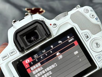 佳能200D套机的实用性与性价比分析（探索佳能200D套机的功能特点、图像质量和用户评价）