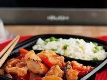 微波炉金属加热的影响（探究微波炉金属加热现象及安全隐患）
