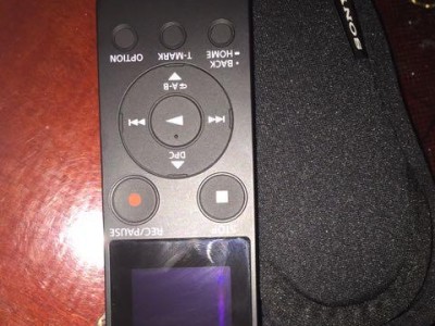索尼录音笔UX560的使用体验（功能全面强大的高品质录音利器）