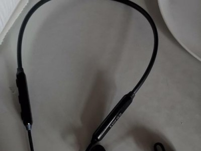 探寻TK200耳机的音质和舒适度之谜（解析TK200耳机的声音表现和佩戴体验，深入了解其设计细节）