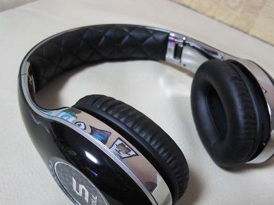 SL300耳机（打造卓越音质体验，舒适无比的佩戴感受）