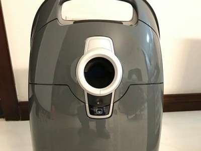 以美诺吸尘器（为您带来无尘清洁体验的必备家电）