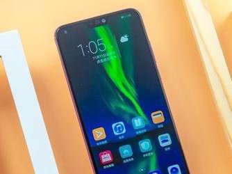 华为手机8x的全面评测（了解华为手机8x的性能、摄影、屏幕等特点，为你选择手机提供参考）